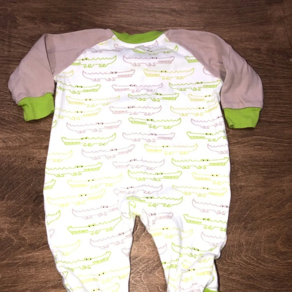 Koala Baby 3 Months Little Boys Alligator Footed Onesie - Picture 4 of 6